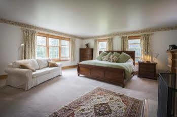 Minette Bay Lodge Kitimat 외부 사진