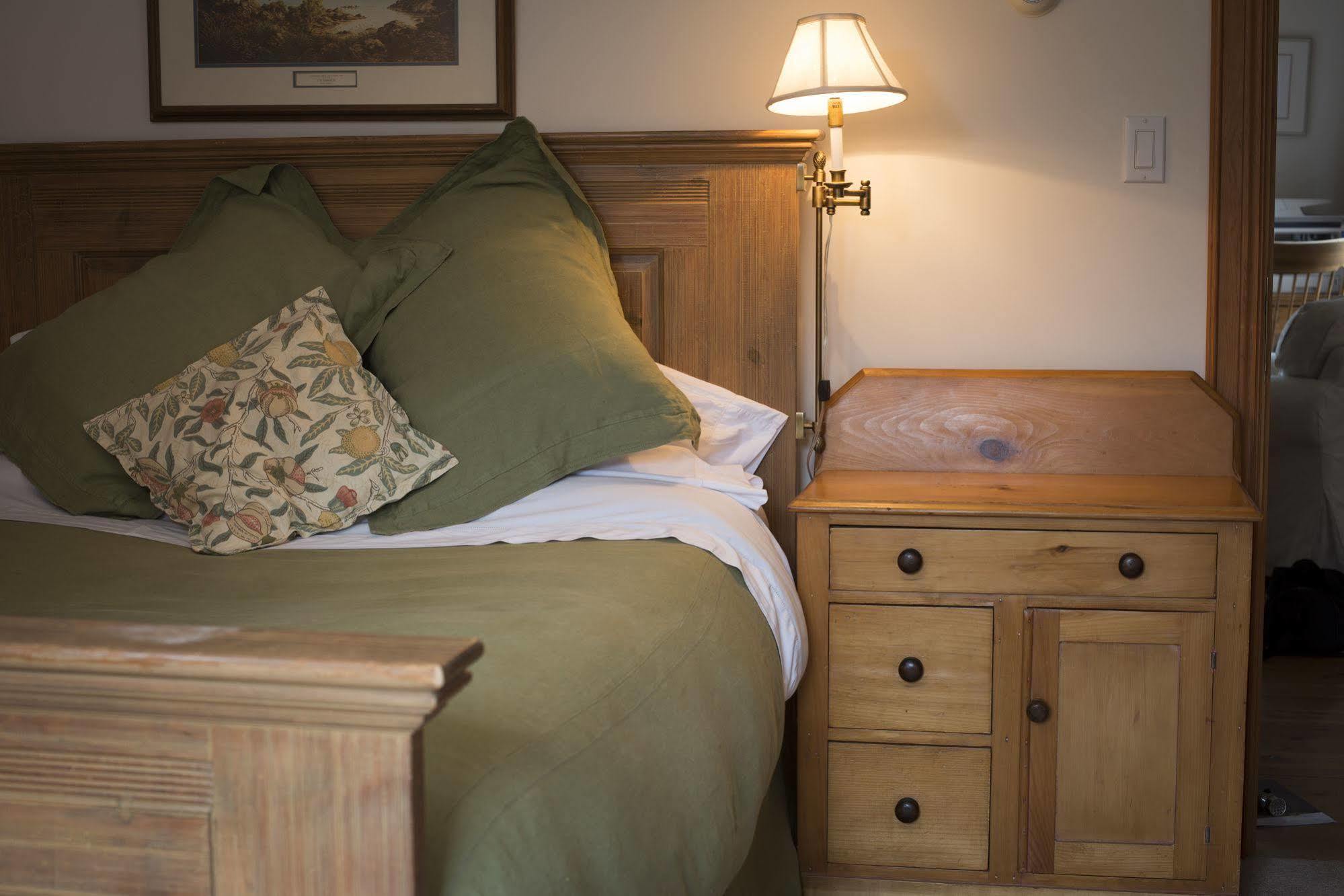 Minette Bay Lodge Kitimat 외부 사진